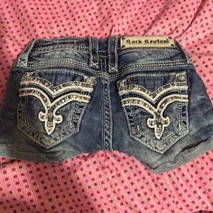 Rock revival 23 shorts